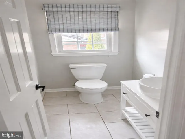 $899,999 | 8100 Langbrook Road, Springfield, VA 22152