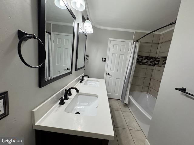 8100 Langbrook Road Springfield, VA 22152 - Photo 17 of 28 Main level Hall Bathroom