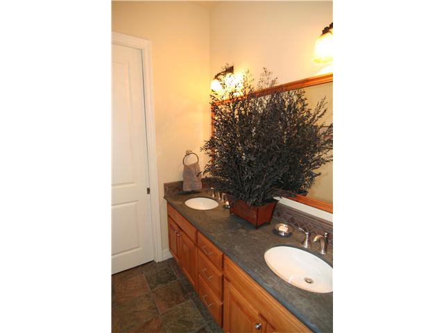 1985 Joseph Street Fallbrook, CA 92028 - Photo 19 of 21 Gallery Image 19