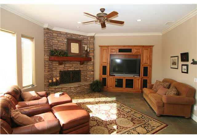 1985 Joseph Street Fallbrook, CA 92028 - Photo 5 of 21 Gallery Image 5