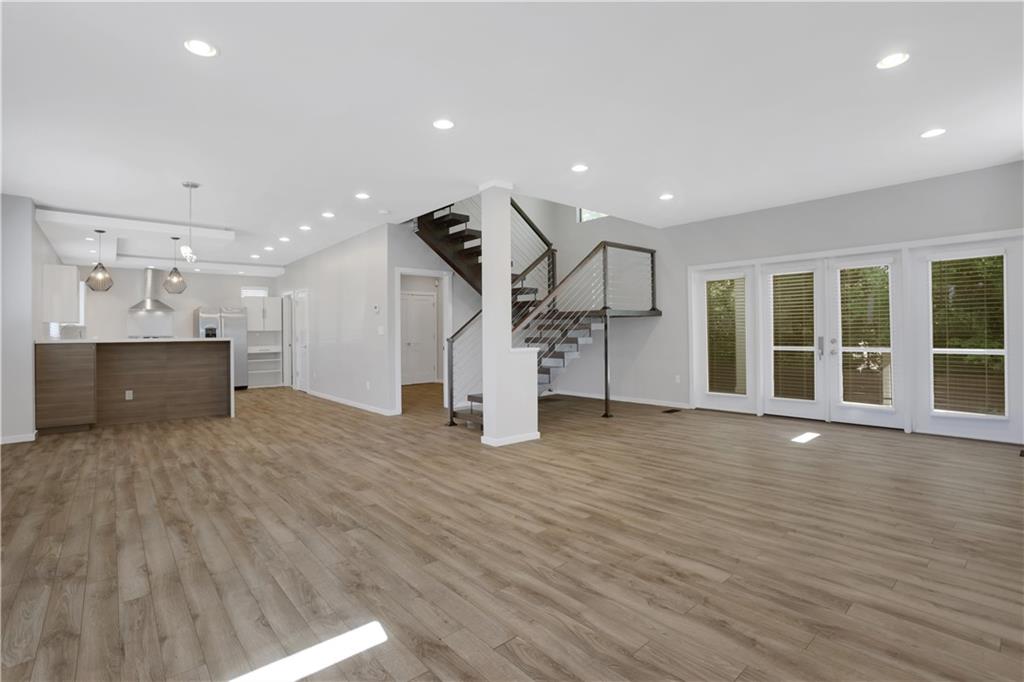 948 Bruce Circle Southeast Atlanta, GA 30316 - Photo 7 of 42