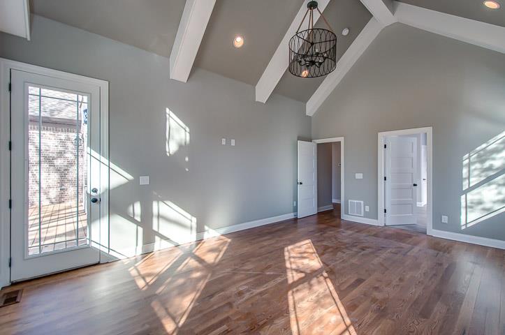 1228 Compton Road Murfreesboro, TN 37130 - Photo 8 of 30 Gallery Image 8