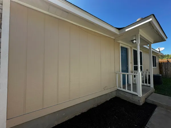 a view of a storage & utility room