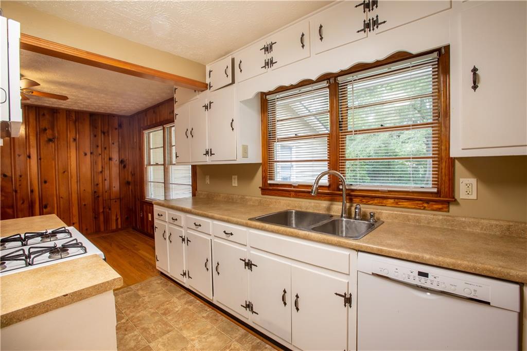 133 Nelson Street, Unit B Monroe, GA 30655 - Photo 10 of 21