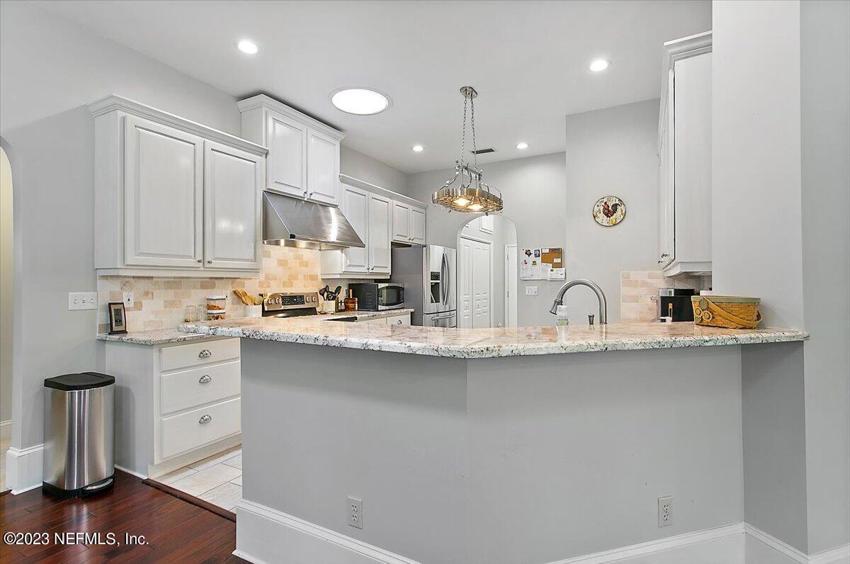 3600 Stratton Road Jacksonville, FL 32221 - Photo 11 of 37 Kitchen