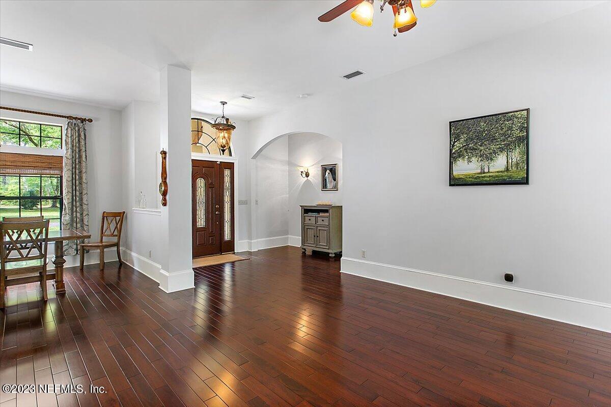3600 Stratton Road Jacksonville, FL 32221 - Photo 8 of 37 Formal Living Room