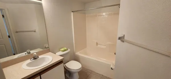 $1,800 | 6014 Portsdale Place, Unit 102, Riverview, FL 33578