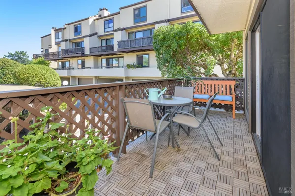 $829,000 | 78 Corte Oriental, Greenbrae, CA 94904