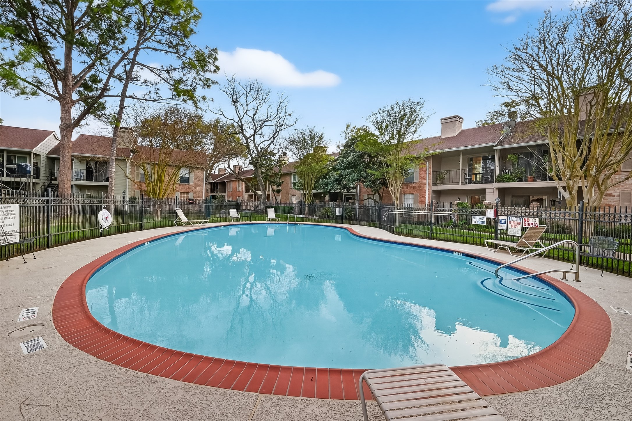 2800 Jeanetta Street, Unit 2003 Houston, TX 77063 - Photo 22 of 24 a view of outdoor space yard swimming pool and patio