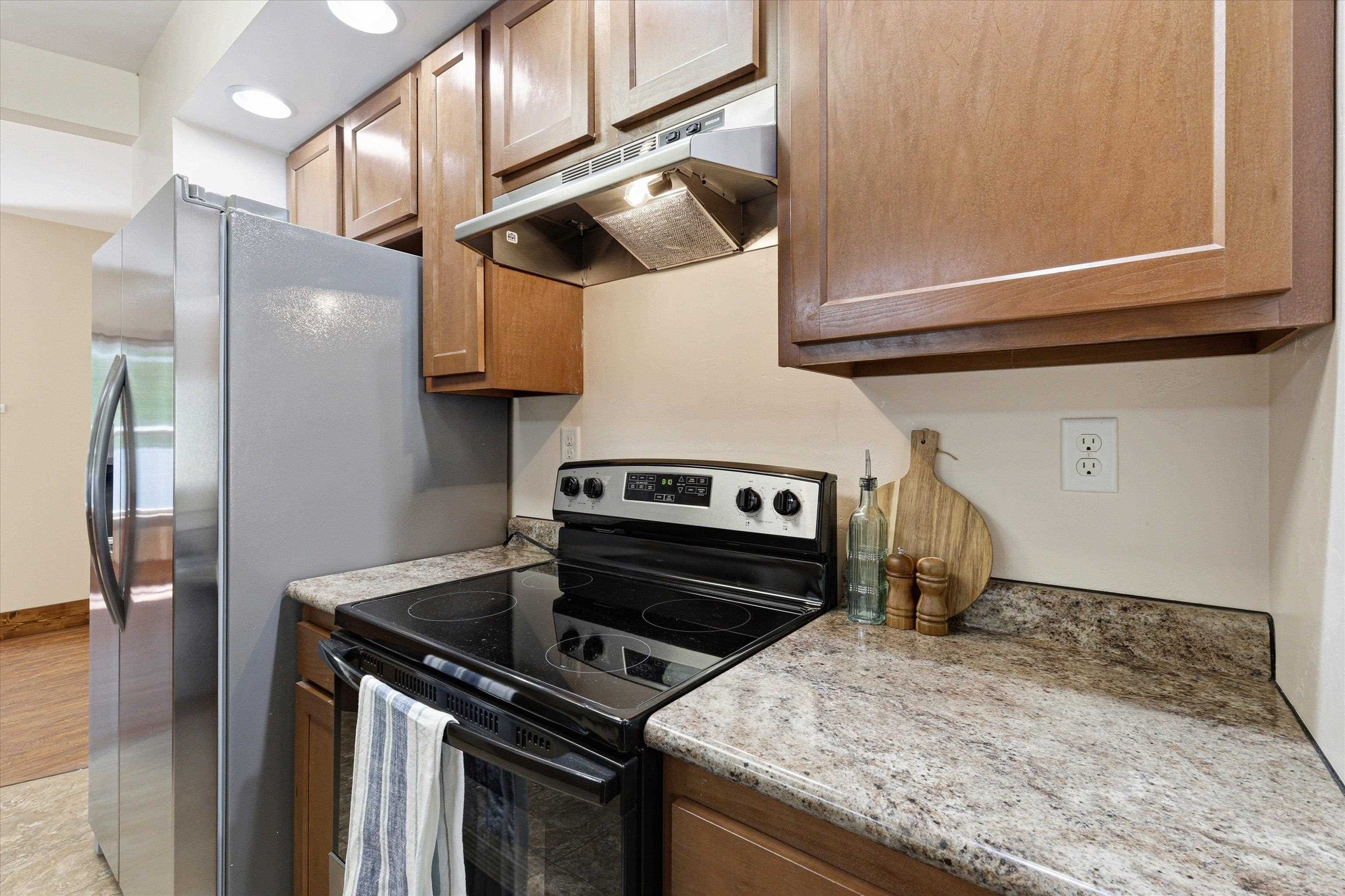 1011 North Fair Street Appleton, WI 54911 - Photo 5 of 29