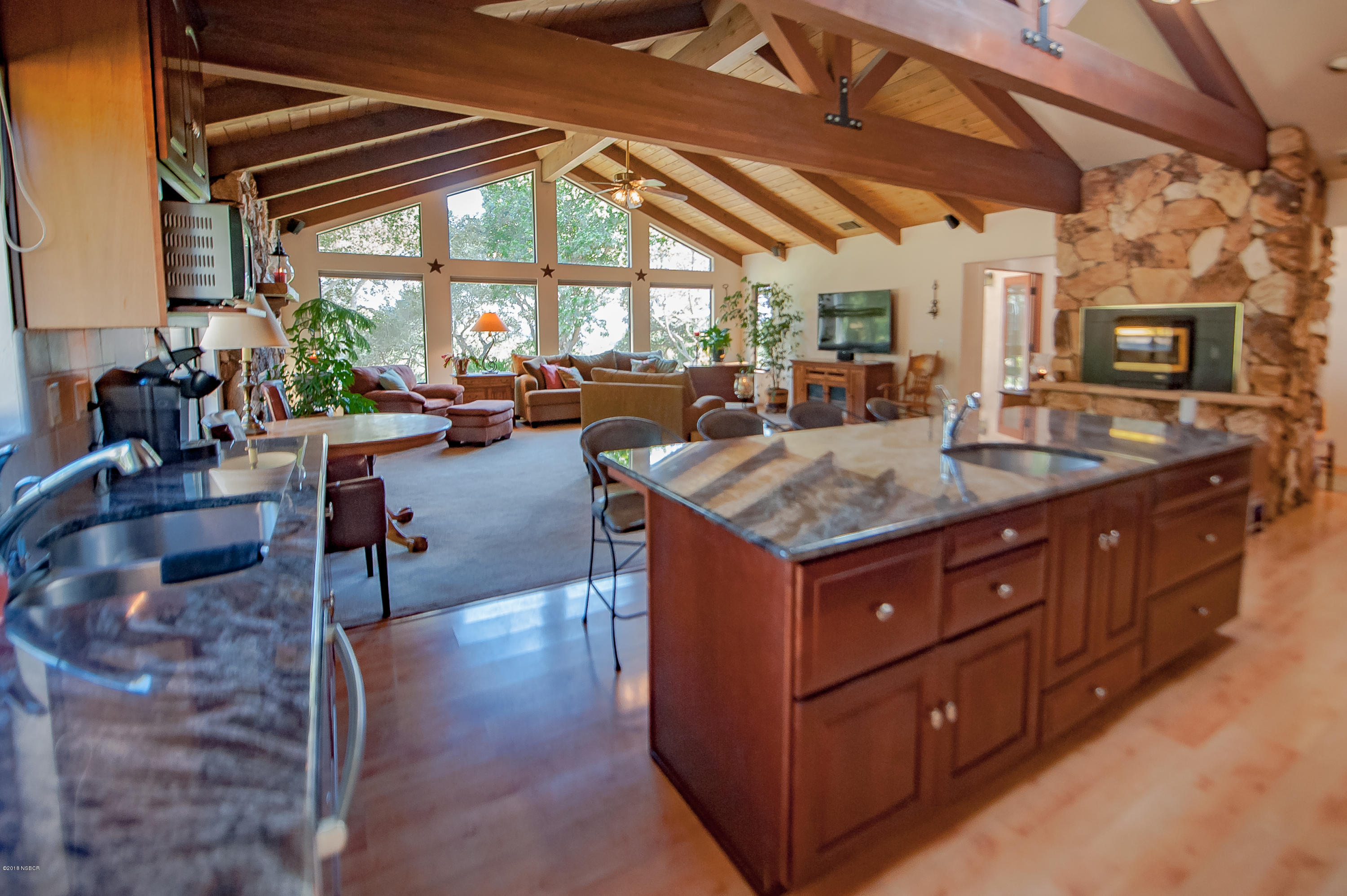 2980 Flora Lompoc, CA 93436 - Photo 7 of 92 KITCHEN