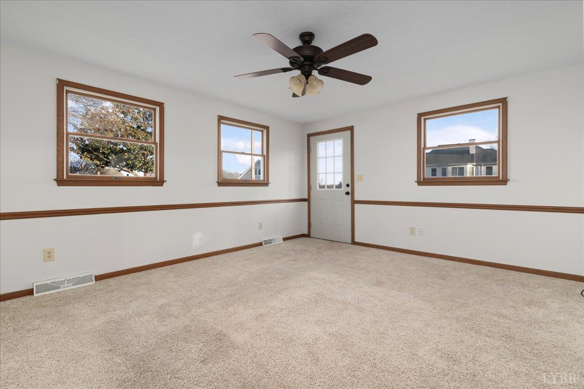 4087 Lowry Road Goode, VA 24556 - Photo 17 of 44 Gallery Image 17