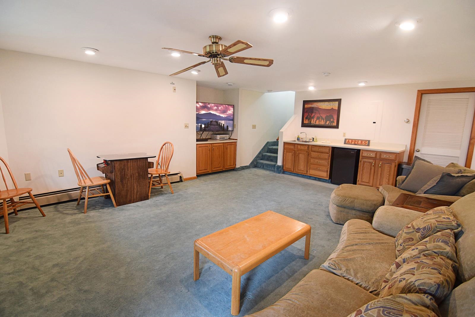 467 Hannah Loop, Unit 69 Carroll, NH 03595 - Photo 19 of 38