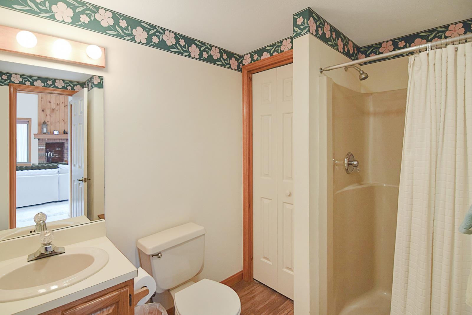 467 Hannah Loop, Unit 69 Carroll, NH 03595 - Photo 5 of 38