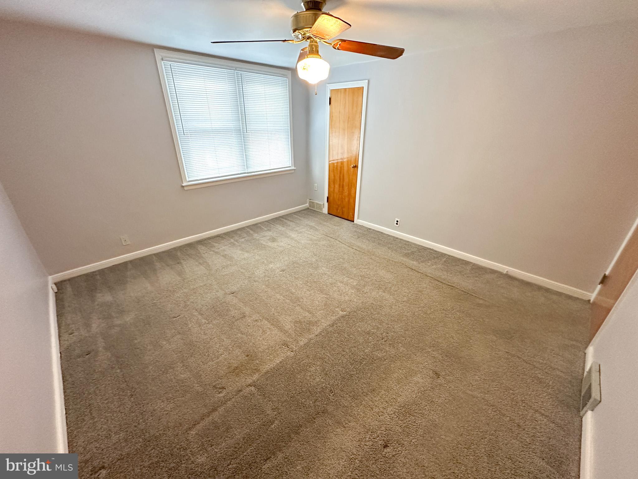 5335 Cottage Street Philadelphia, PA 19124 - Photo 10 of 19