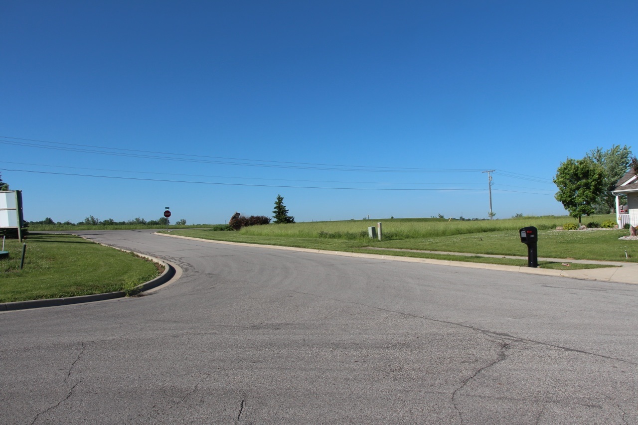 2275 Highlander Drive Warsaw, IN 46580 - Photo 34 of 36