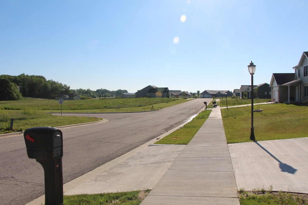 2275 Highlander Drive Warsaw, IN 46580 - Photo 5 of 36