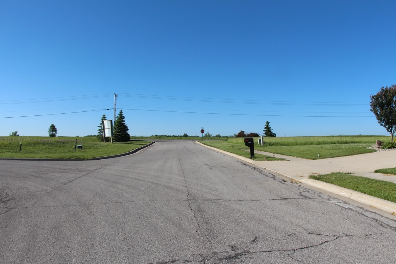 2275 Highlander Drive Warsaw, IN 46580 - Photo 9 of 36