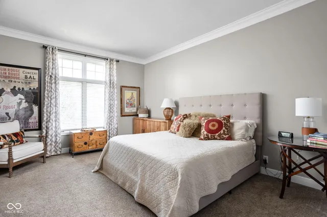 $899,900 | 5152 Logan Lane, Indianapolis, IN 46250