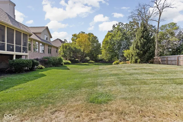 $899,900 | 5152 Logan Lane, Indianapolis, IN 46250