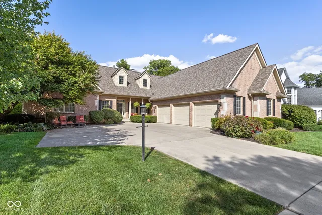 $899,900 | 5152 Logan Lane, Indianapolis, IN 46250