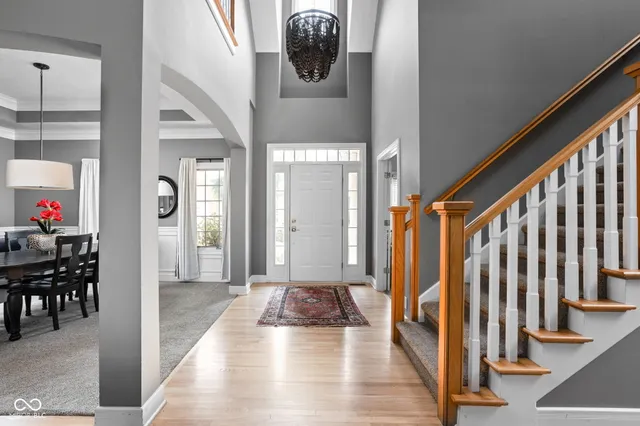 $899,900 | 5152 Logan Lane, Indianapolis, IN 46250