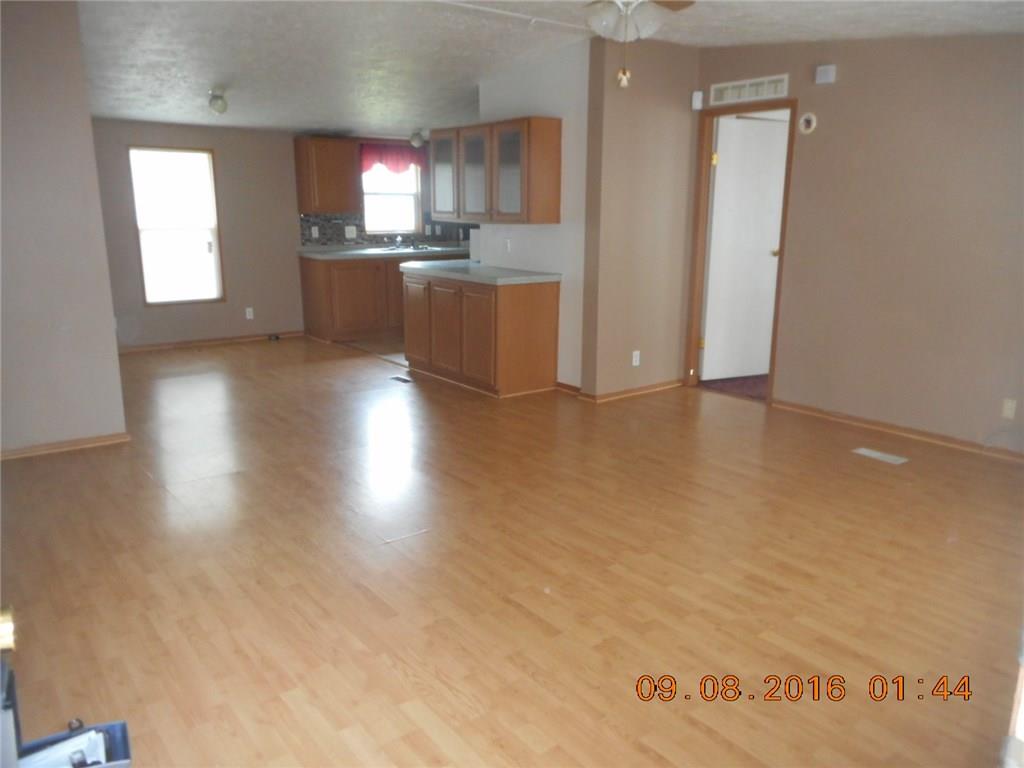 440 South Whitney Road Muncie, IN 47302 - Photo 2 of 12