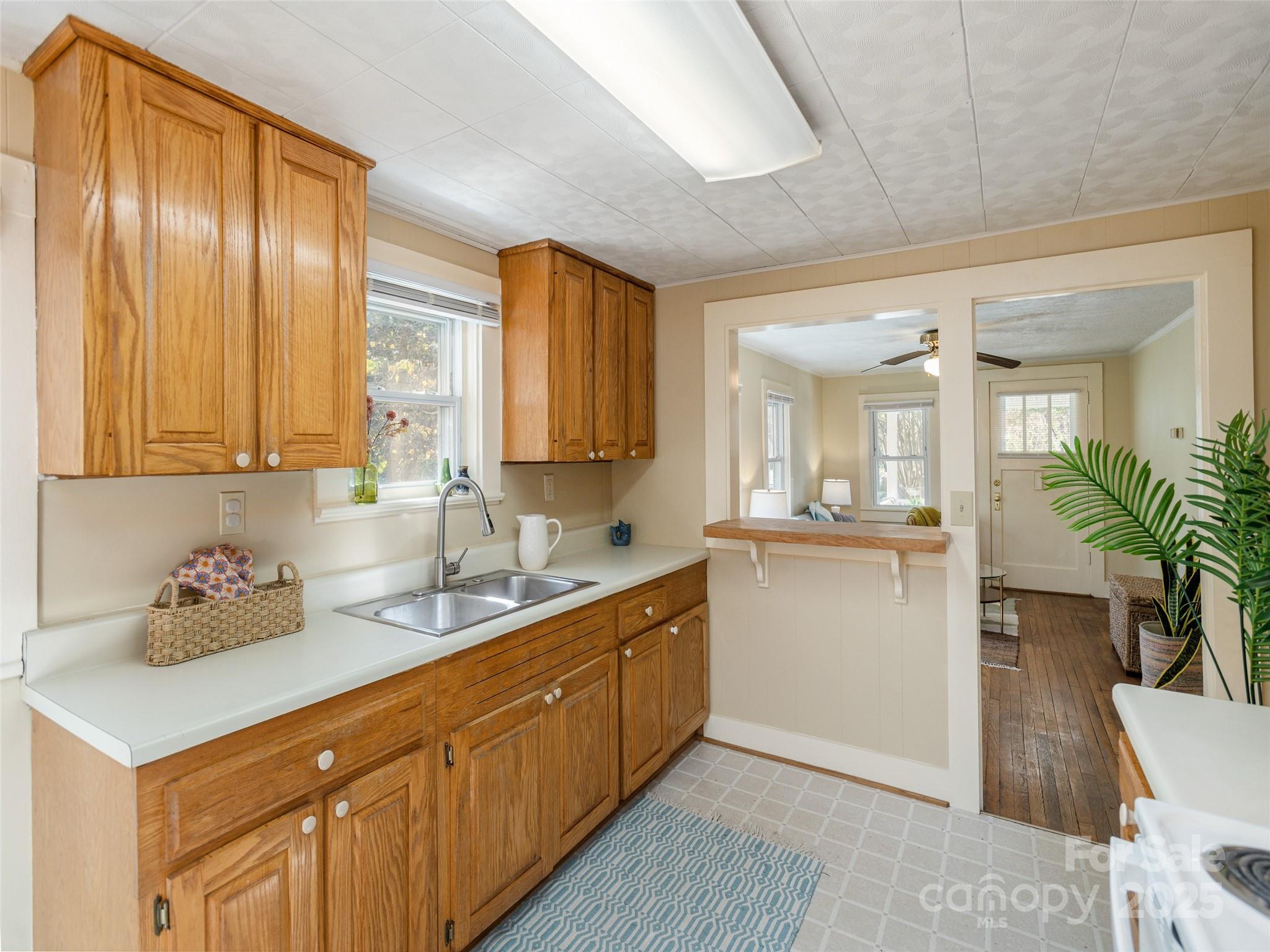 80 Pershing Road Asheville, NC 28805 - Photo 12 of 19 Gallery Image 12