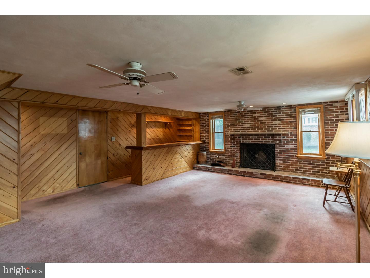 291 Lewis Road Springfield, PA 19064 - Photo 12 of 24 Great Room