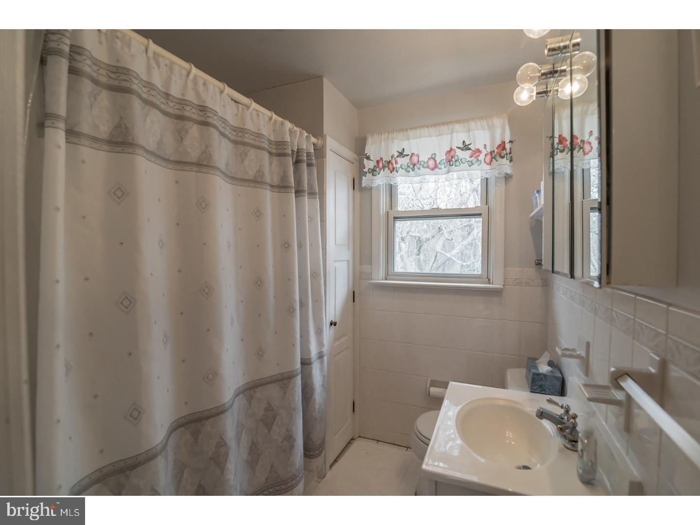 291 Lewis Road Springfield, PA 19064 - Photo 22 of 24 Bathroom