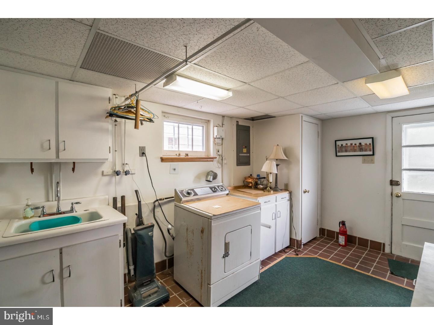 291 Lewis Road Springfield, PA 19064 - Photo 23 of 24 Laundry Room