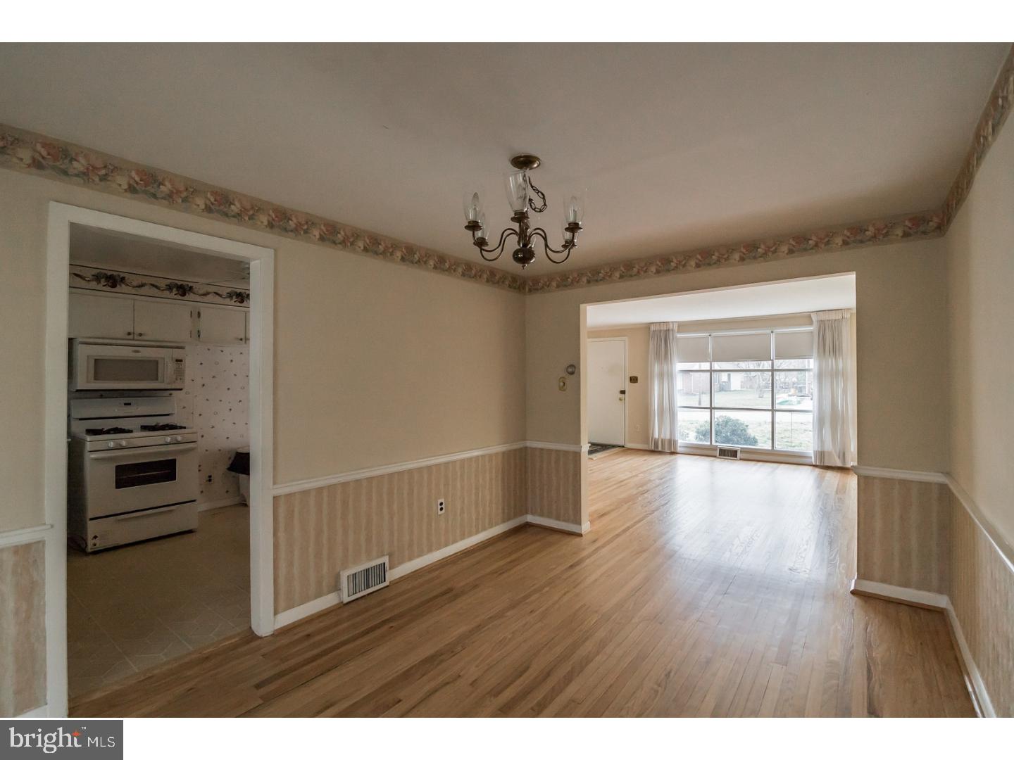 291 Lewis Road Springfield, PA 19064 - Photo 5 of 24