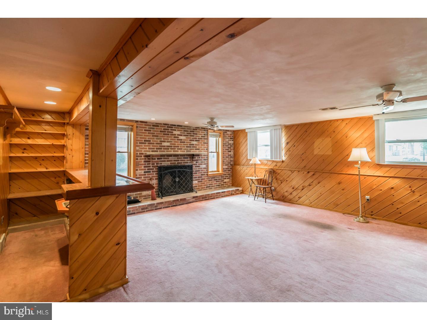 291 Lewis Road Springfield, PA 19064 - Photo 9 of 24 Great Room