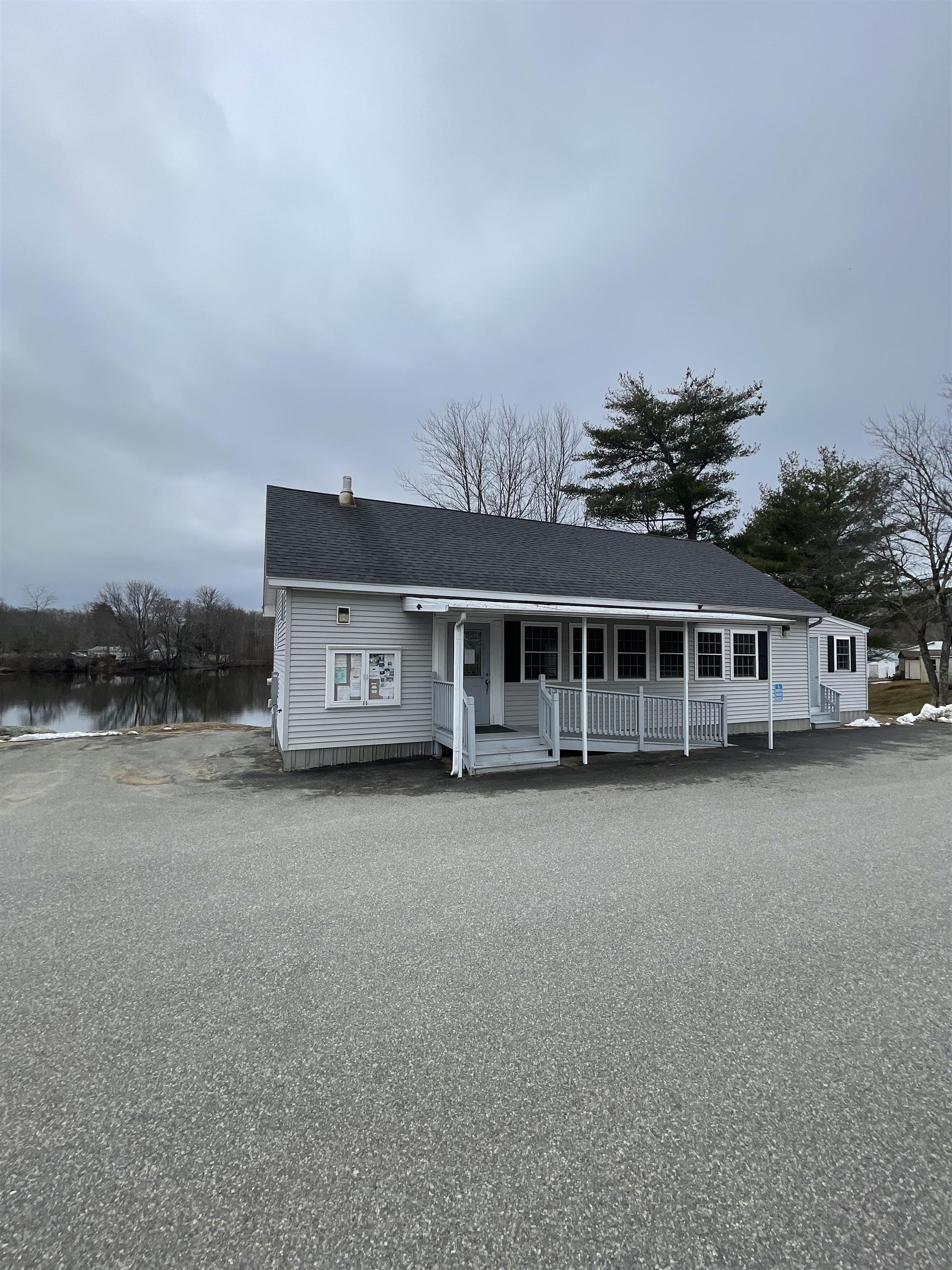 290 Calef Highway, Unit B15 Epping, NH 03042 - Photo 21 of 31