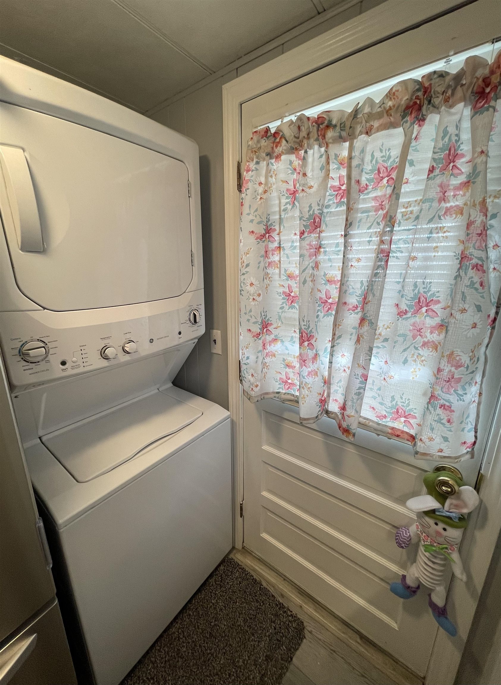 290 Calef Highway, Unit B15 Epping, NH 03042 - Photo 27 of 31