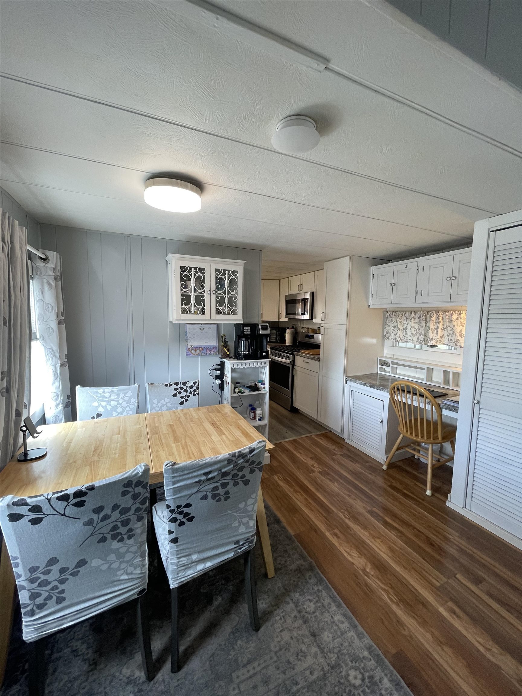 290 Calef Highway, Unit B15 Epping, NH 03042 - Photo 30 of 31