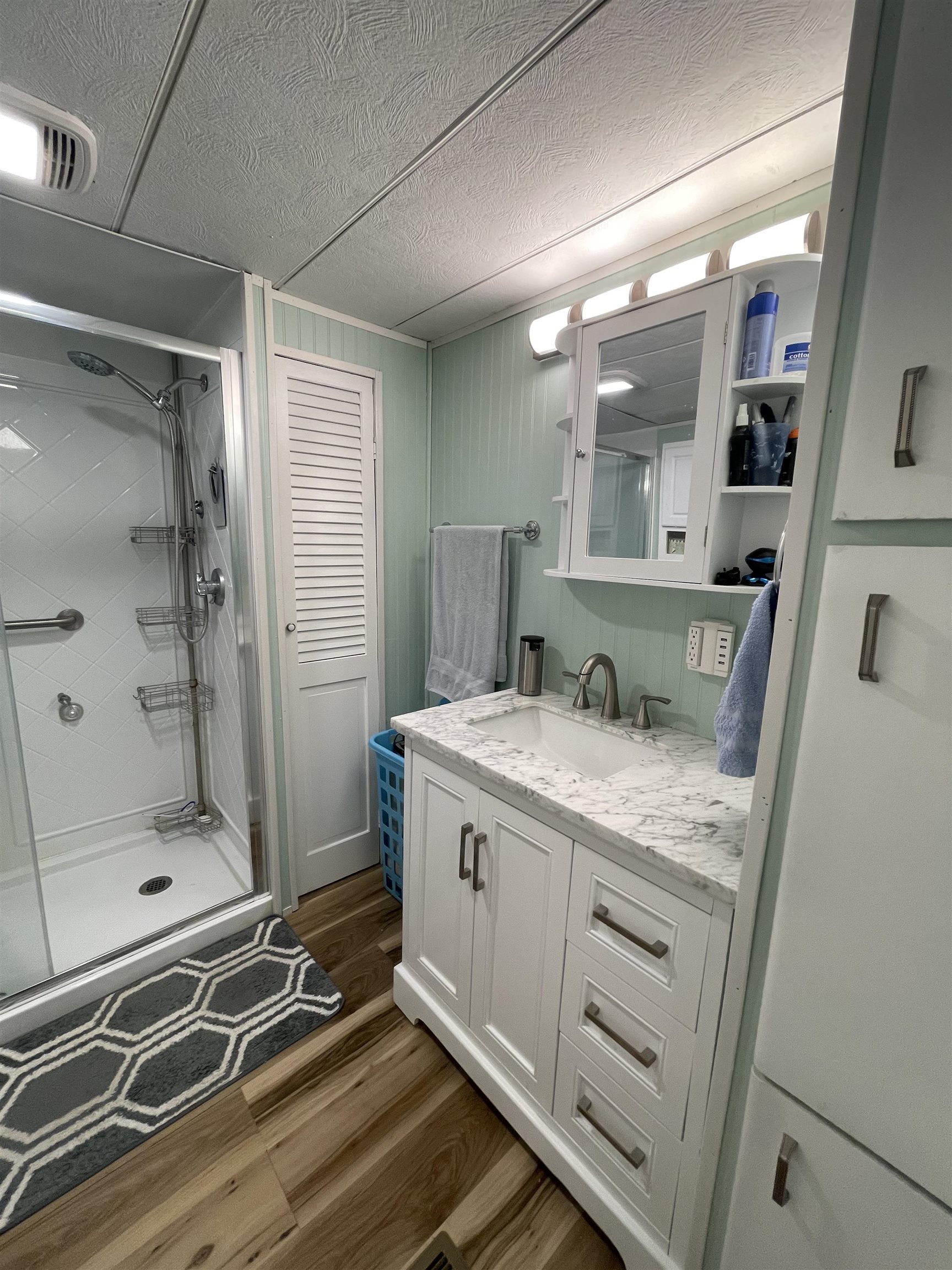 290 Calef Highway, Unit B15 Epping, NH 03042 - Photo 7 of 31