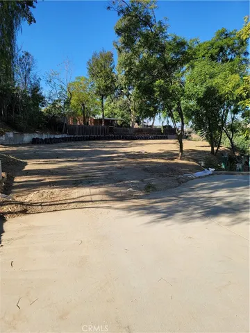 $599,999 | 10198 La Canada Way, Sunland, CA 91040