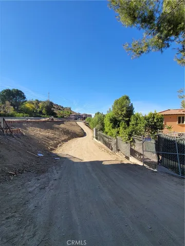 $599,999 | 10198 La Canada Way, Sunland, CA 91040