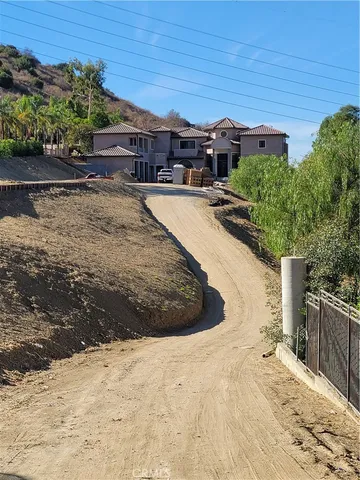 $599,999 | 10198 La Canada Way, Sunland, CA 91040