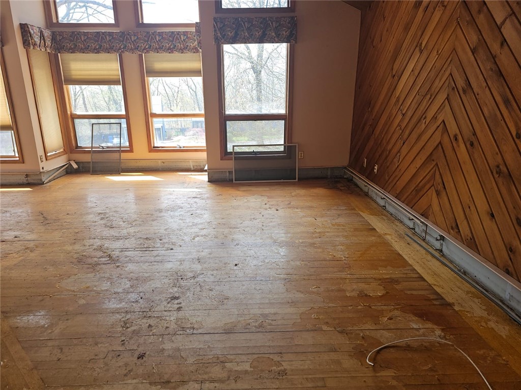 191 West Wrentham Road Cumberland, RI 02864 - Photo 4 of 15