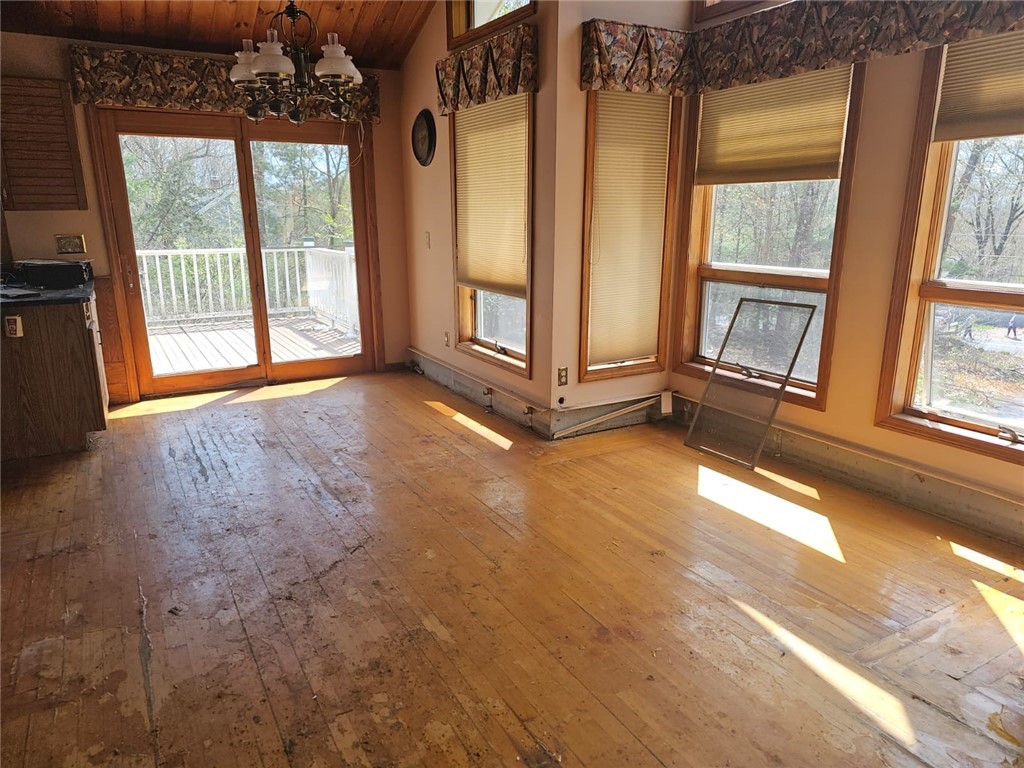 191 West Wrentham Road Cumberland, RI 02864 - Photo 5 of 15