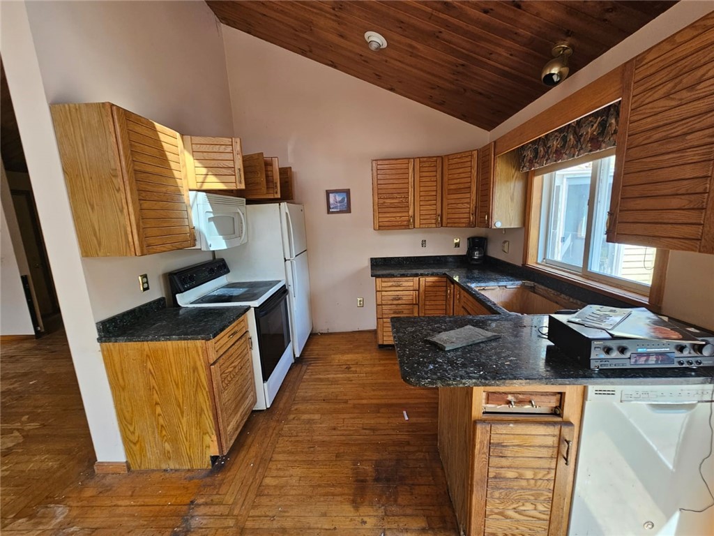 191 West Wrentham Road Cumberland, RI 02864 - Photo 6 of 15