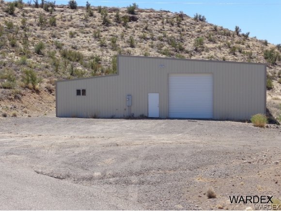 3225 White Cliff Road Kingman, AZ 86409 - Photo 4 of 23 Front Detached Garage