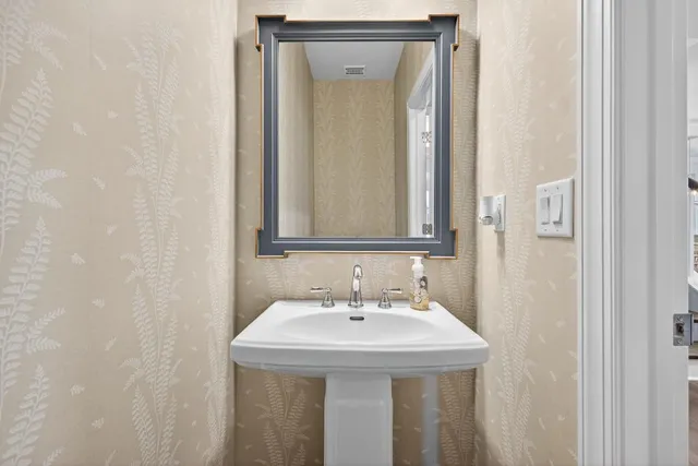 $537,900 | 5649 Ernest Way, Flowery Branch, GA 30542