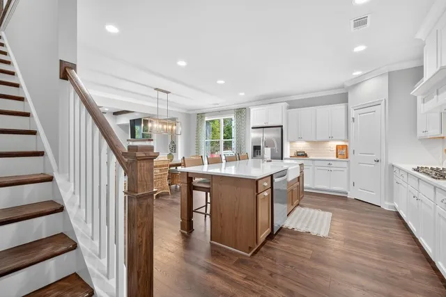 $537,900 | 5649 Ernest Way, Flowery Branch, GA 30542