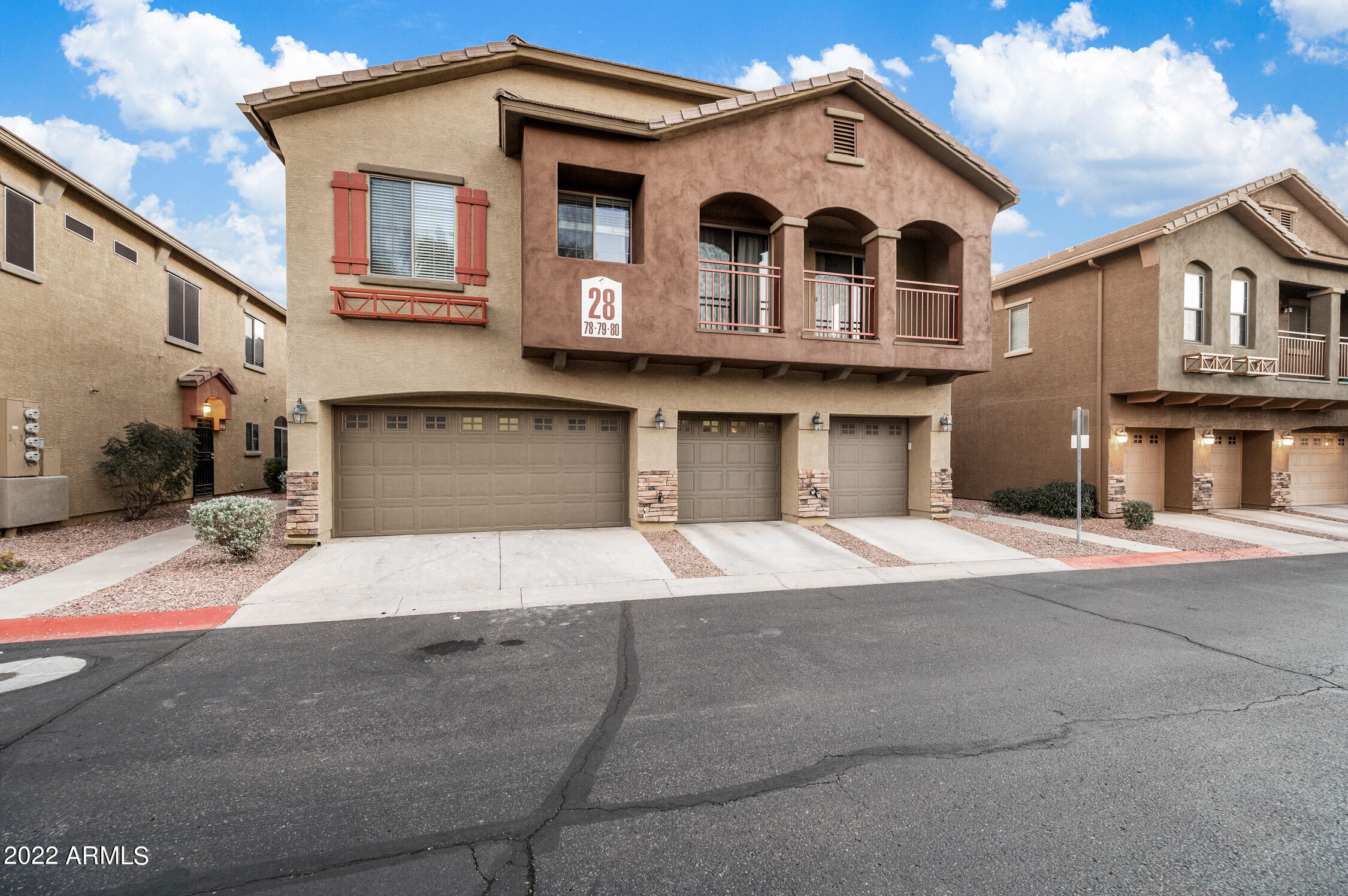 2250 East Deer Valley Drive, Unit 78 Phoenix, AZ 85024 - Photo 1 of 22 ocupix-2250EDVR78-1
