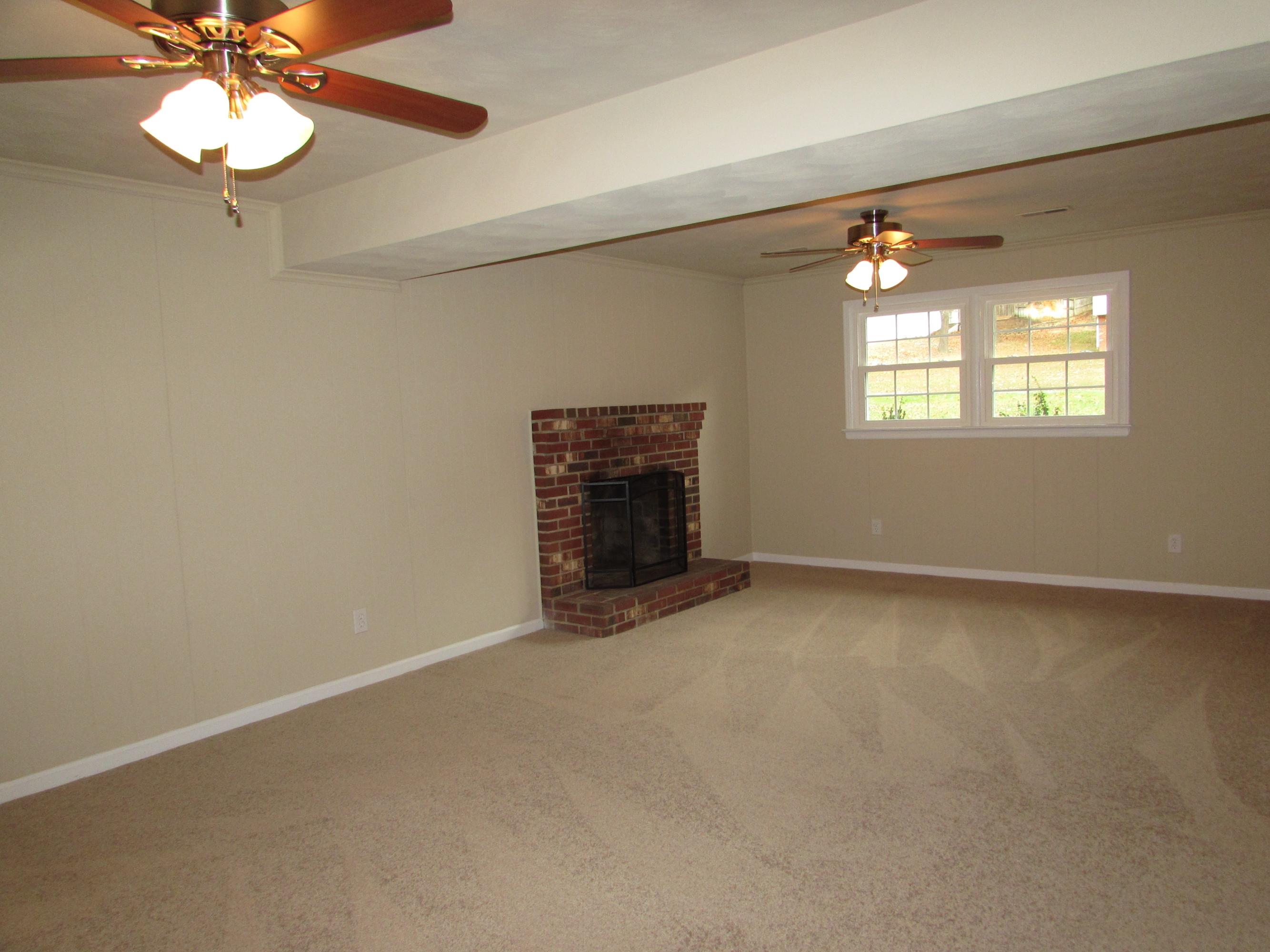249 Scalybark Drive Blue Ridge, VA 24064 - Photo 13 of 22 Family Room