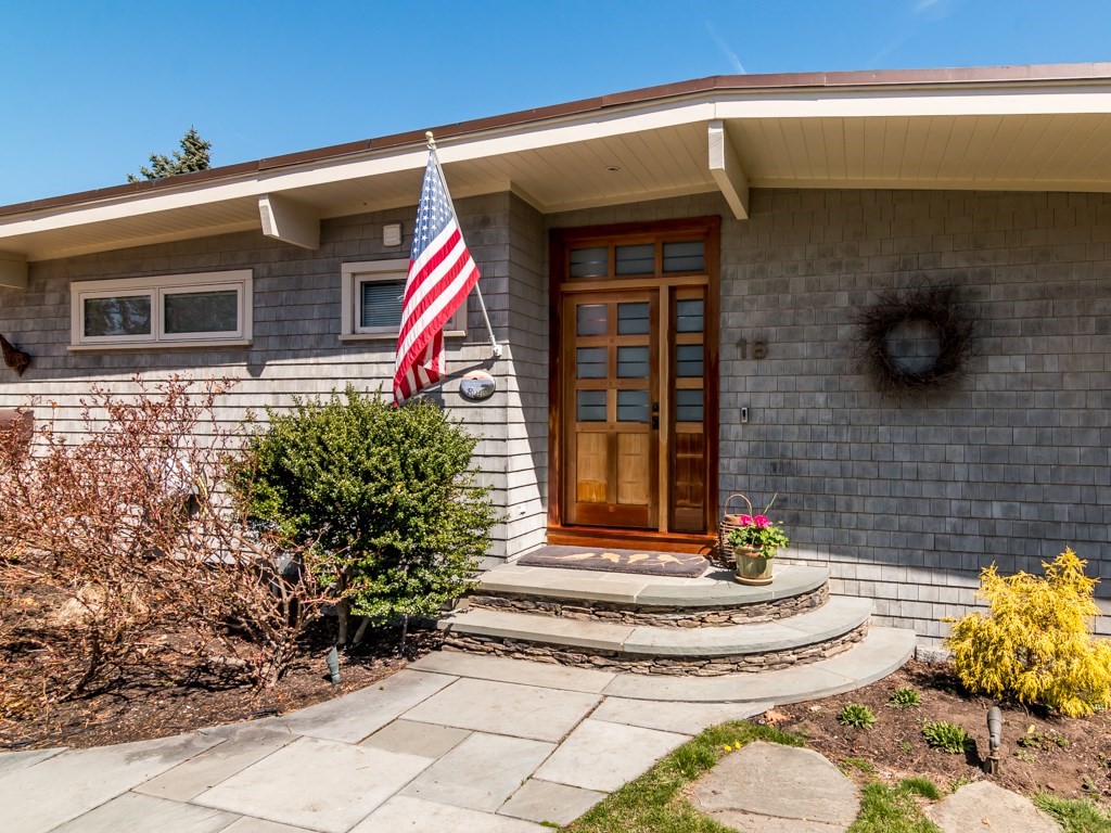 16 Maolis Road Nahant, MA 01908 - Photo 14 of 18