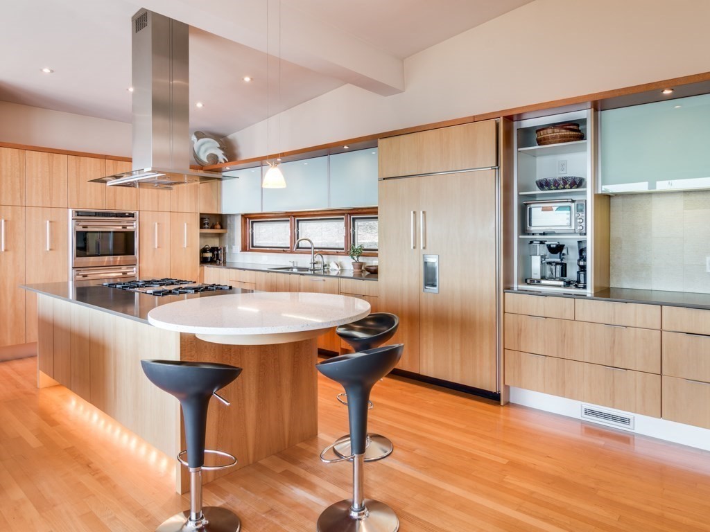 16 Maolis Road Nahant, MA 01908 - Photo 5 of 18